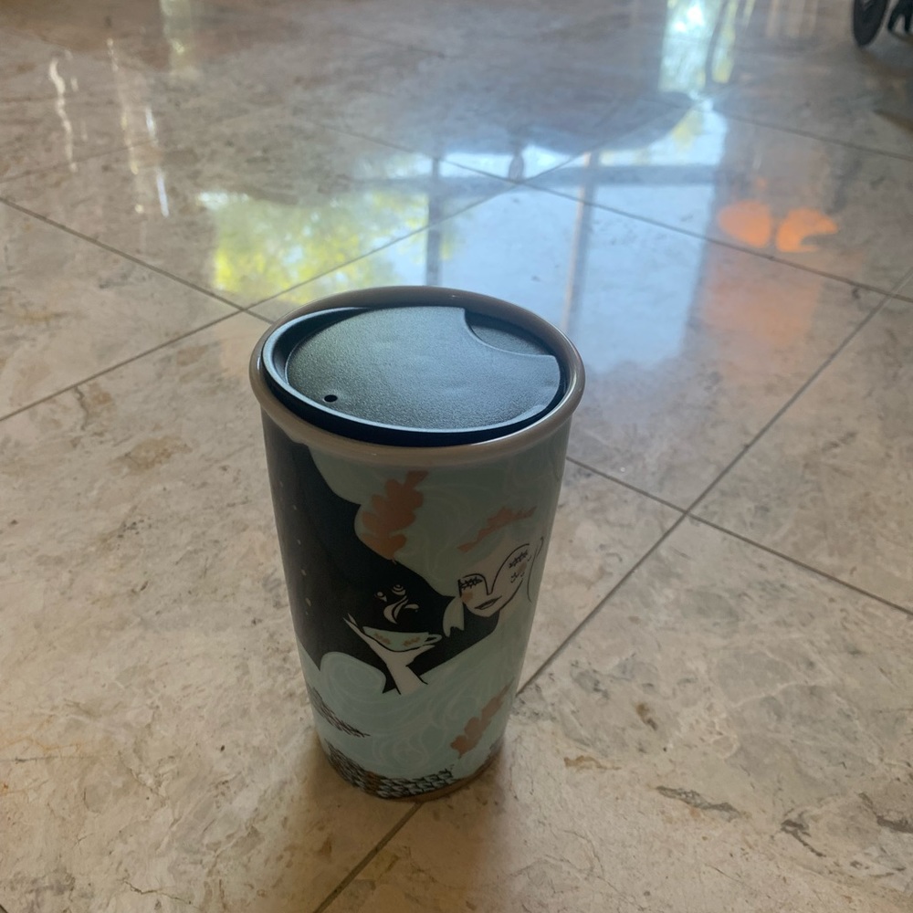 2018 Starbucks Mermaid Siren LTD Ed Holiday Ceramic Tumbler W/ Lid Mug 12 fl oz